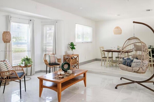 Foto del edificio - 2260 Charleston St