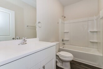 Building Photo - 8102 Sunberry Shadow Dr