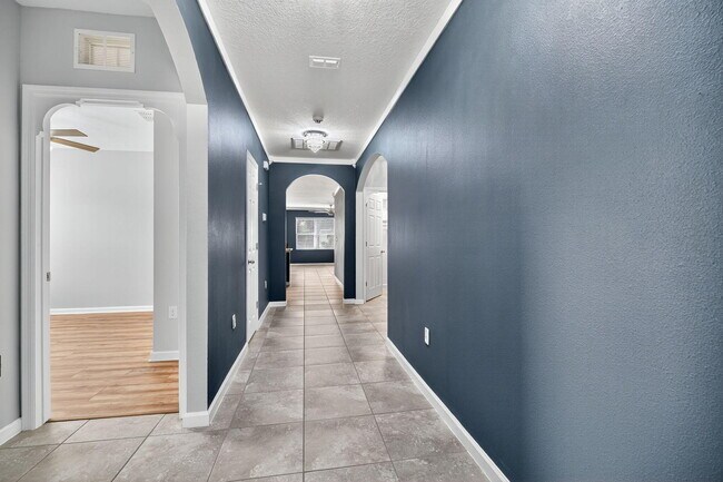 Building Photo - 280 Falls Church St SW