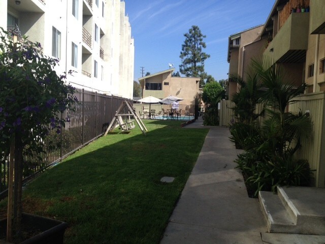 Building Photo - 4140 Arch Dr