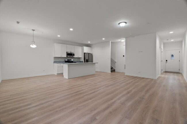 Foto del edificio - 1038 Gillespie Ln