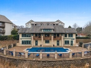 Building Photo - 833 Harts Cove Way