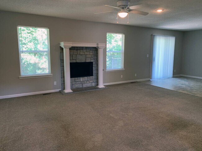 Foto del edificio - 16116 W 83rd Terrace