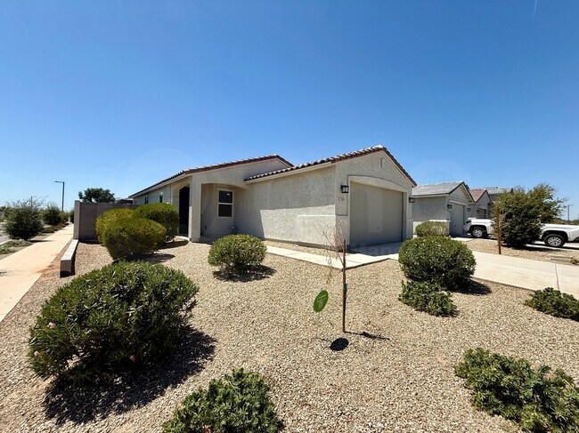Building Photo - 17309 W Paraiso Ln