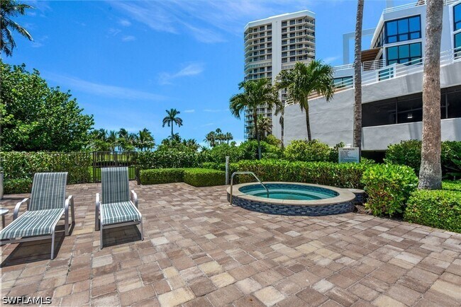 Building Photo - 4751 Gulf Shore Blvd N