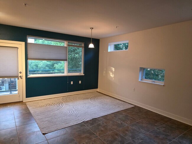 Building Photo - Charming 1BR Condo in Longmont