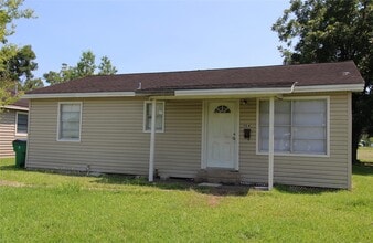 Building Photo - 104 Prewitt Ln
