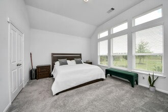 Building Photo - 1614 Sequoia Run Dr