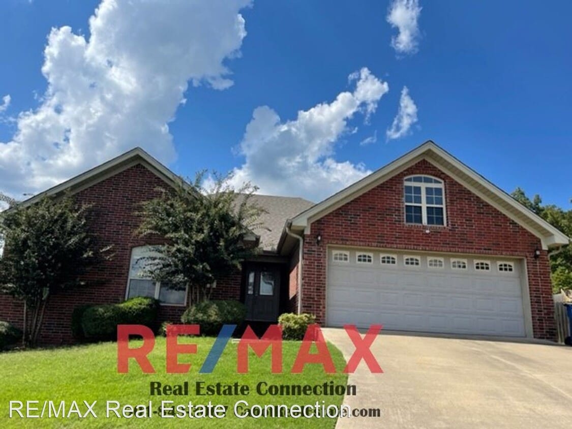 4 br, 2 bath House 16 Tyler Cove Magness... House Rental in Cabot