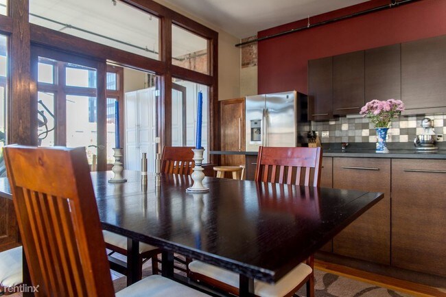 Foto del edificio - 2 br, 2 bath  - 81 Church St