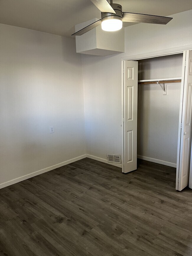 Building Photo - 109 N Kimball Ave