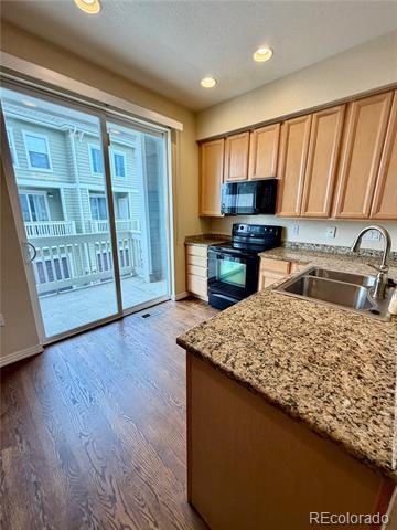 Foto del edificio - 9404 Ashbury Cir