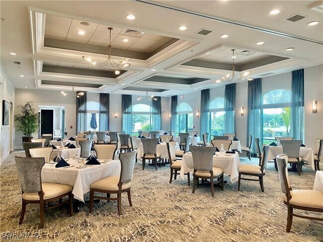 Foto del edificio - 2730 Cypress Trace Cir