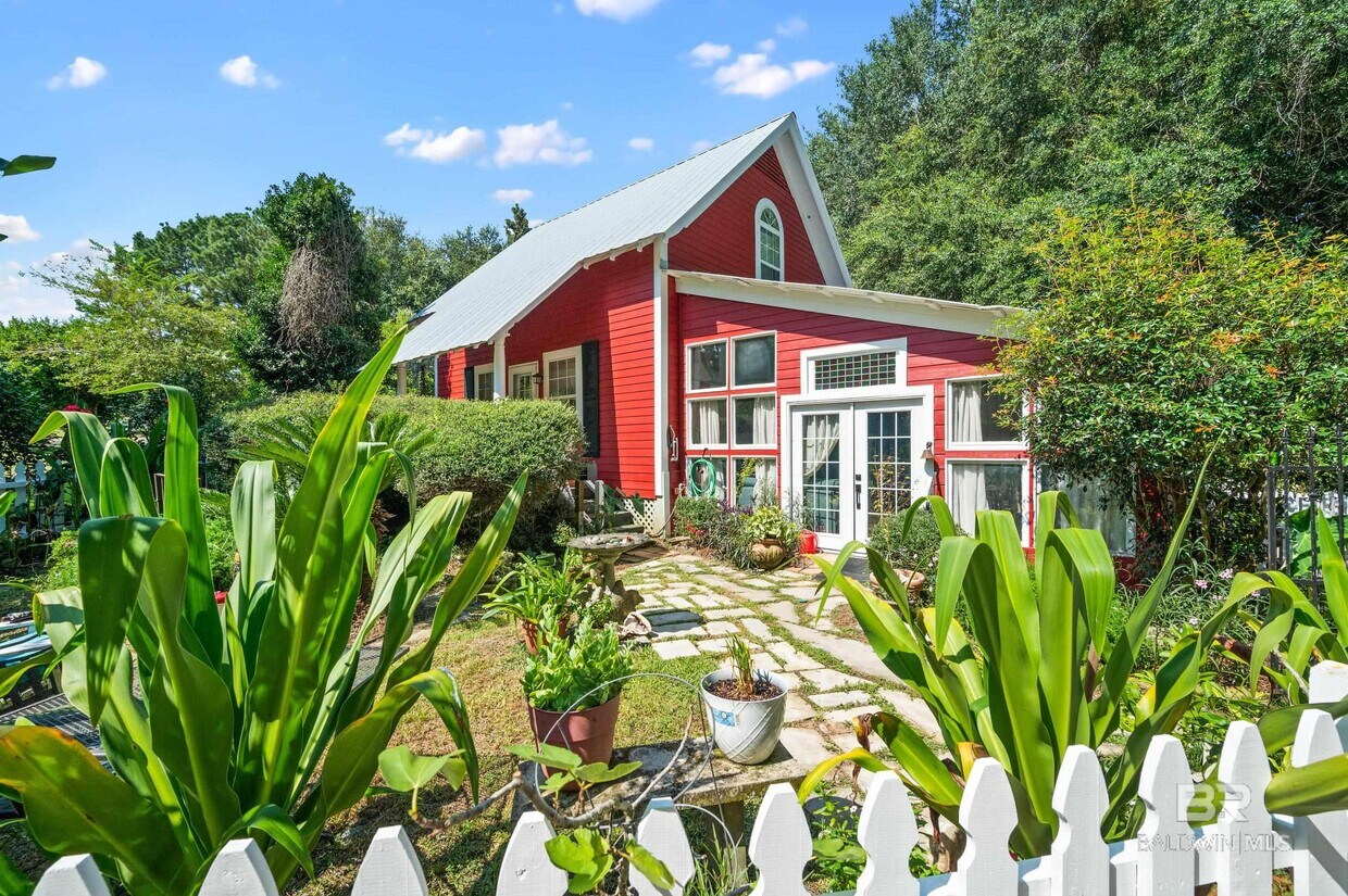 Primary Photo - 22985 High Ridge Rd