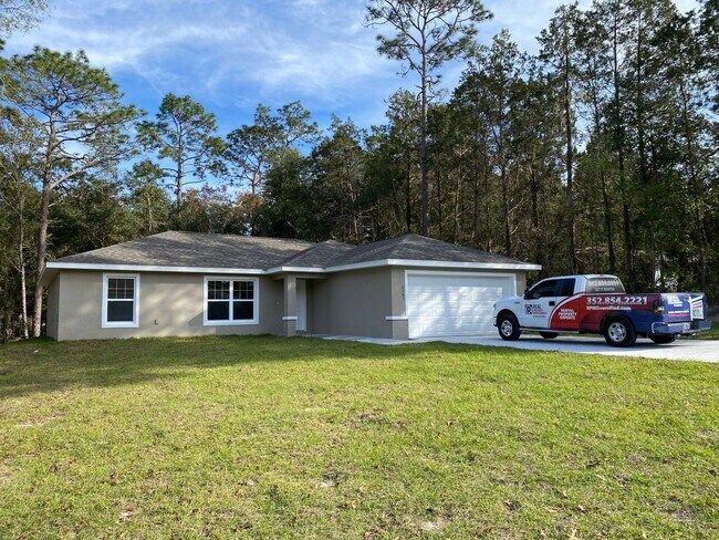 Foto del edificio - Custom Home - Desirable SW Dunnellon Neighborhood 3/2/2  Won't Last