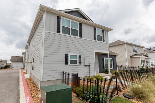 Building Photo - 10808 Quinn Ct