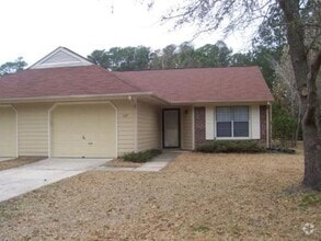 Building Photo - 1107 Gilgo Rd