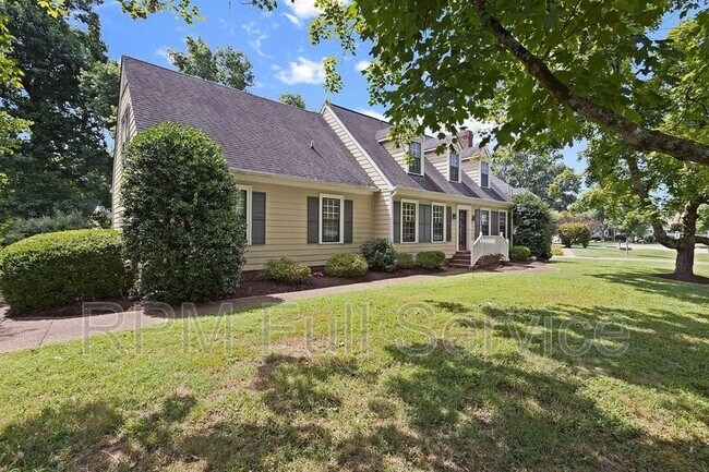 Foto del edificio - 177 Cottonwood Dr