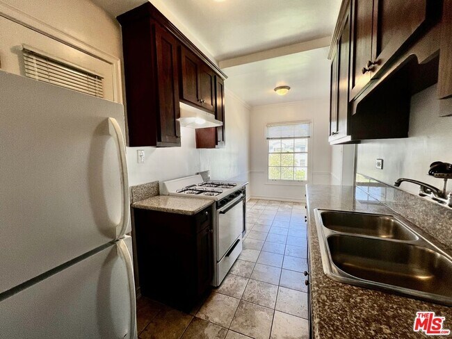Foto del edificio - 1834 N Edgemont St