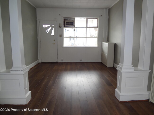 Foto del edificio - 52 Center St