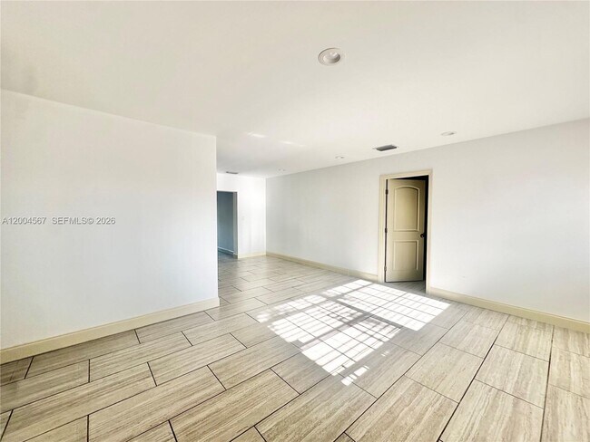 Foto del edificio - 4175 SW 84th Ave