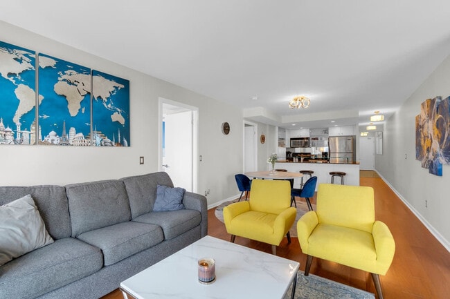 Photo du bâtiment - 208 Queens Quay W