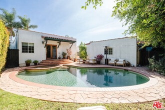 Building Photo - 1637 S Ridgeley Dr