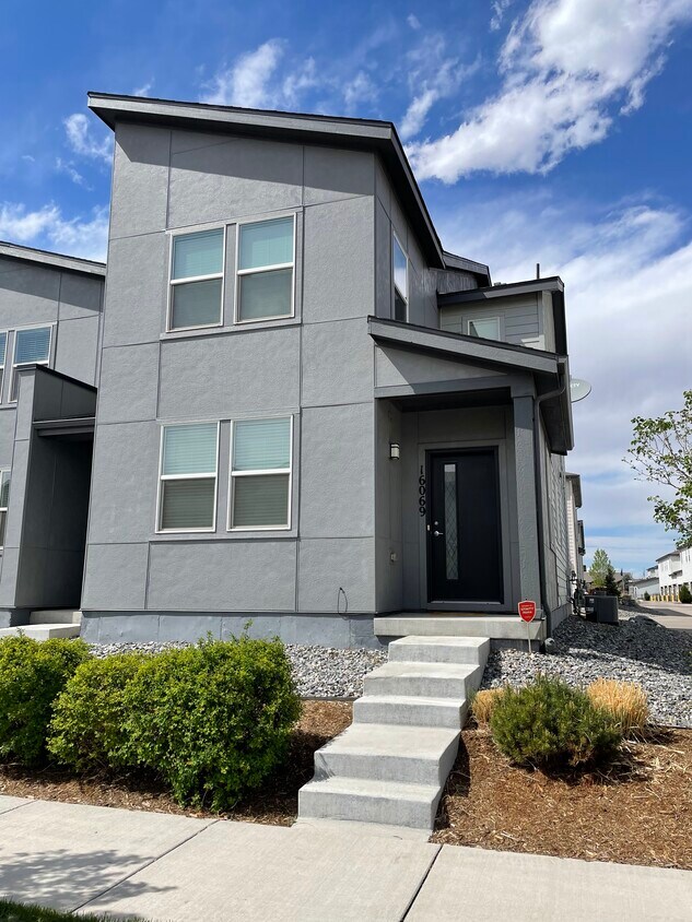 Primary Photo - 16069 E Elk Dr