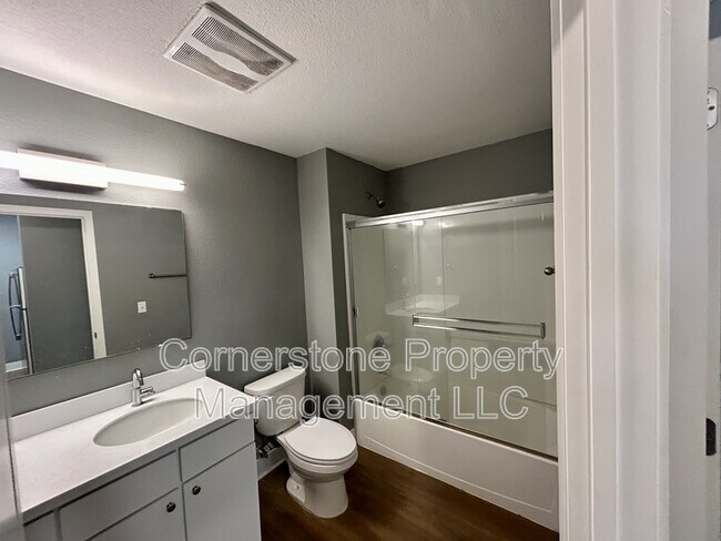 Foto del edificio - 935 Michigan St