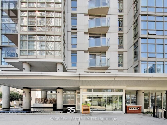 Building Photo - 35-3735 Mariner Terrace