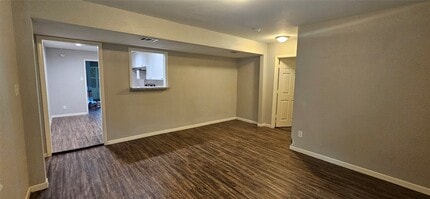 Building Photo - 1015 Prune St