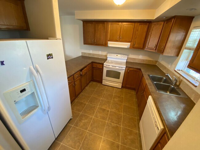 Building Photo - 262