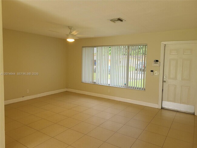 Foto del edificio - 6580 Grant St