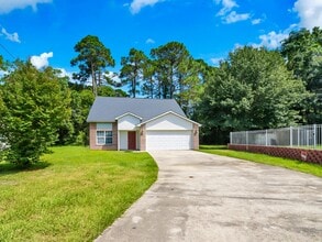 Building Photo - 1061 Quail Hollow Dr