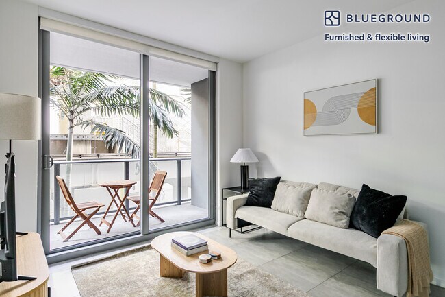 Building Photo - 230 NE 4th St