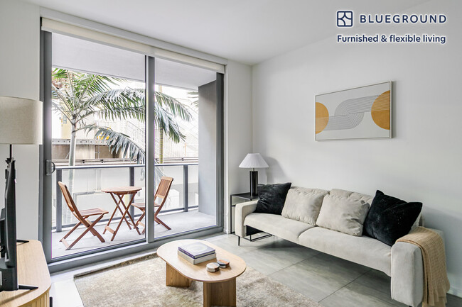 Building Photo - 230 NE 4th St