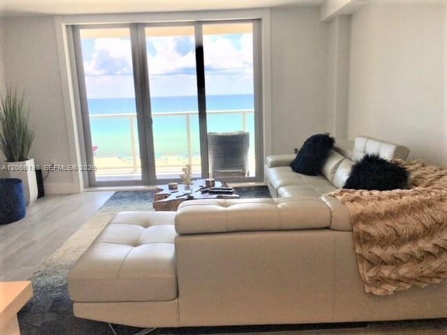 Photo - 5701 Collins Ave cu-808 Apartment