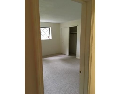 Foto del edificio - 6 Greenbriar Dr