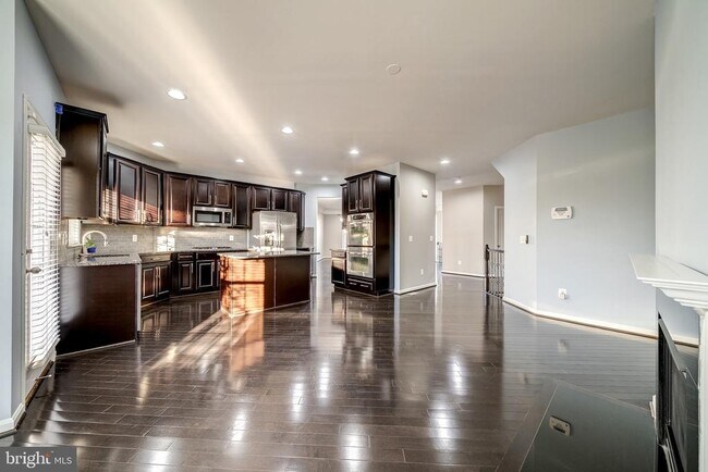 Foto del edificio - 22755 Balduck Terrace