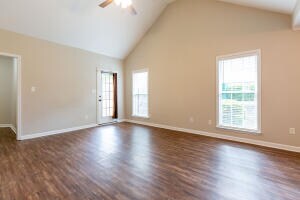 Foto del edificio - 1058 Grove Landing Ln