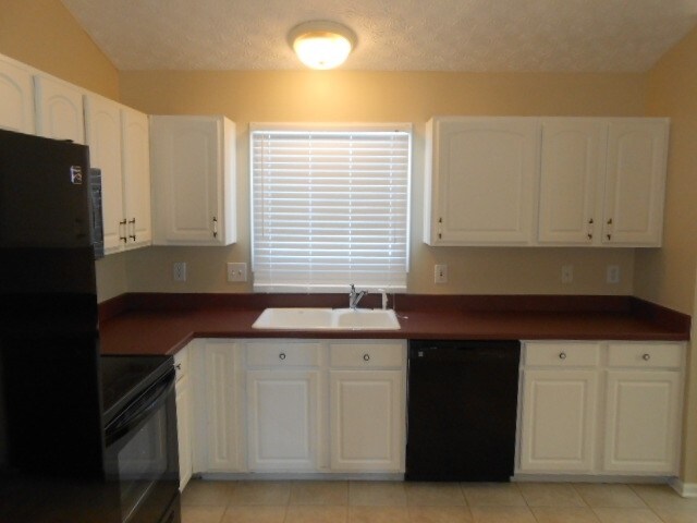Building Photo - 1510 S Hunters Drive