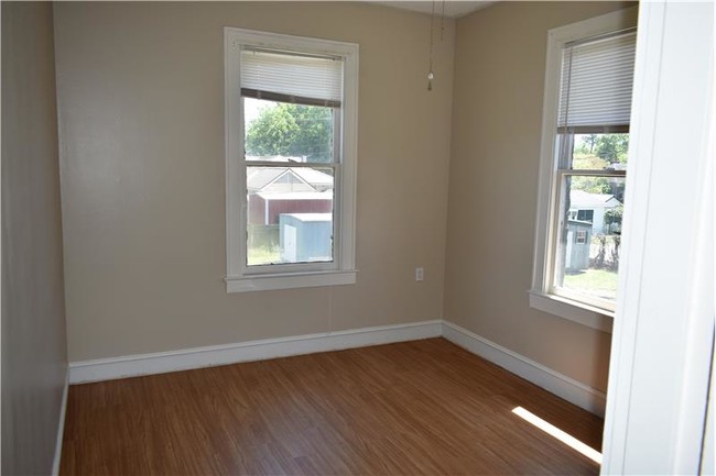 Building Photo - 522 Glenmar Ave