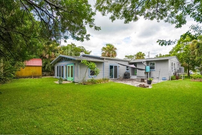 Building Photo - 144 Menendez Rd