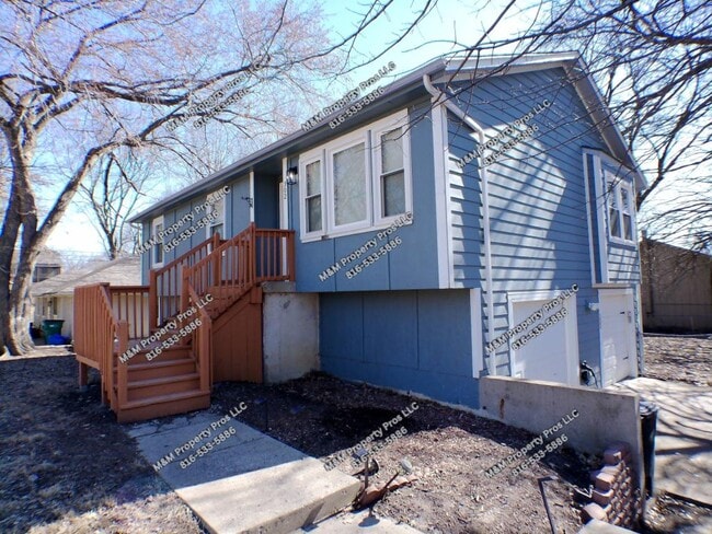 Foto del edificio - 302 S Franklin St