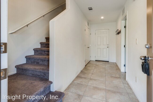 Foto del edificio - 4 br, 3.5 bath House - 1183 Gypsum Hills Ct