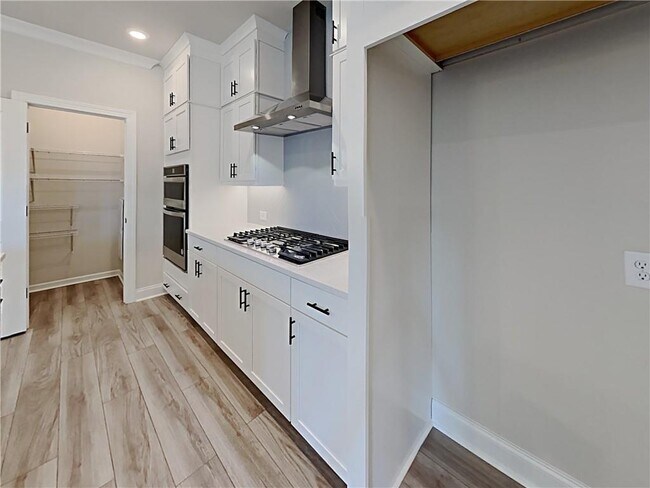 Building Photo - 5010 Bellmoore Park Ln