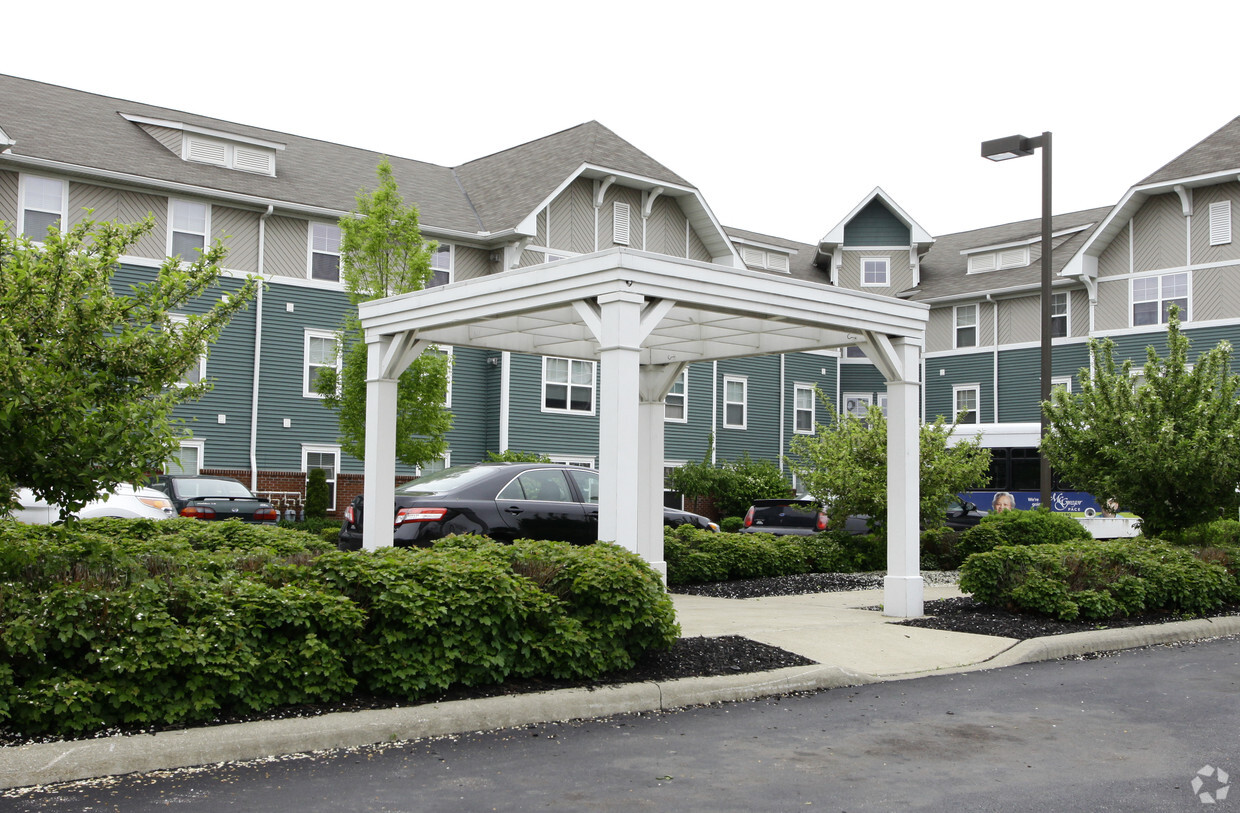 Building Photo - Steeplechase