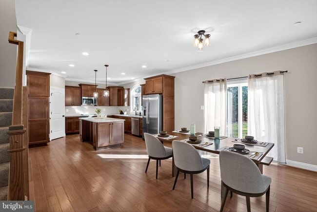 Building Photo - 7986 Benjamin Stoddert Ct