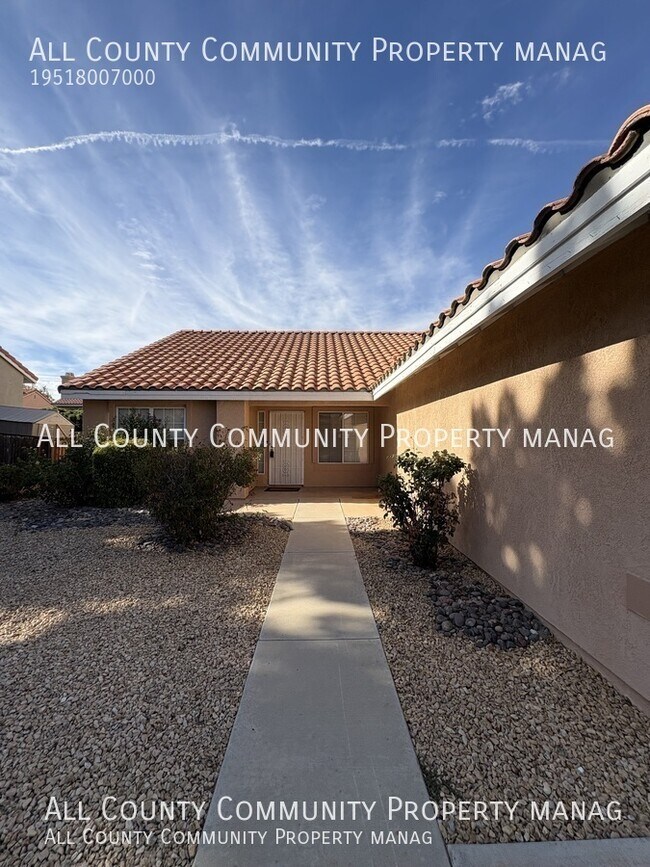 Foto del edificio - 13238 Blue Mesa Ct