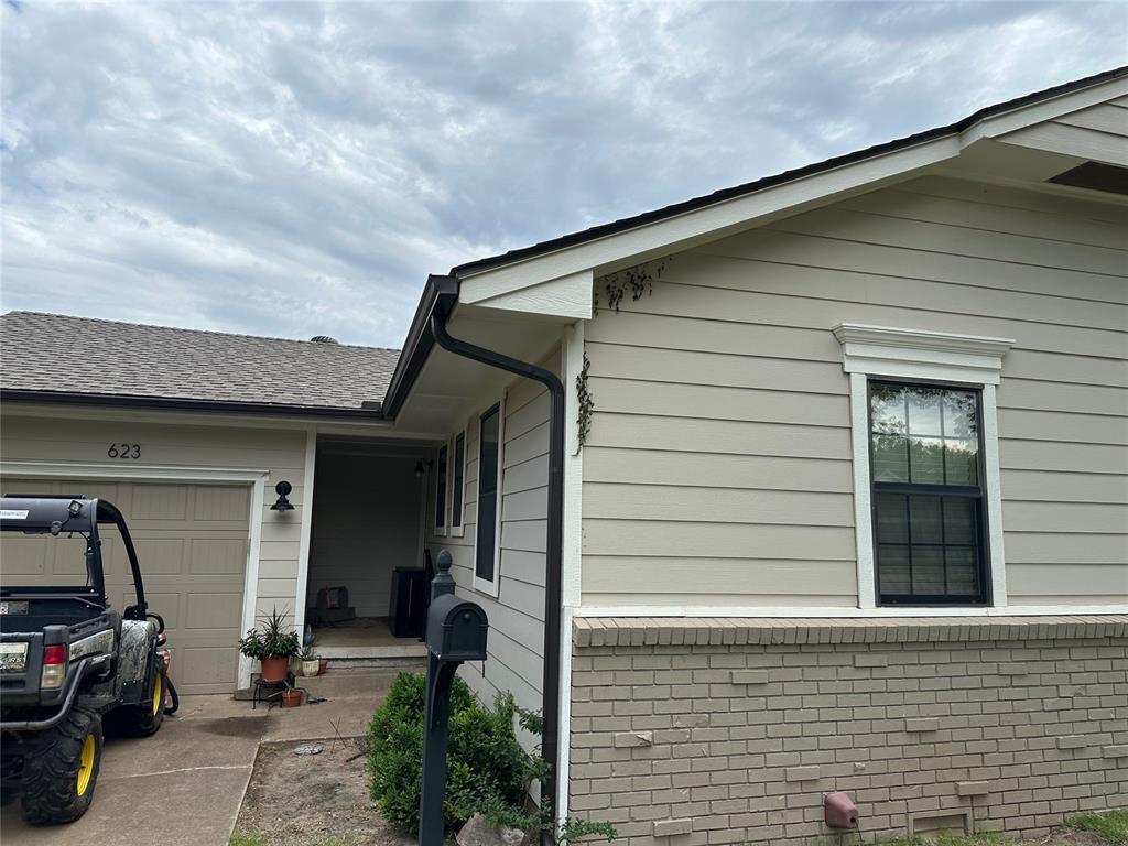 Foto principal - 623 Nebraska St